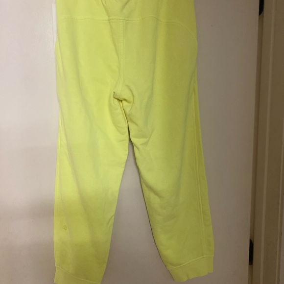 NWT Lululemon Scuba High Rise Jogger Crop *Neon Wash size 6 - Picture 7 of 12
